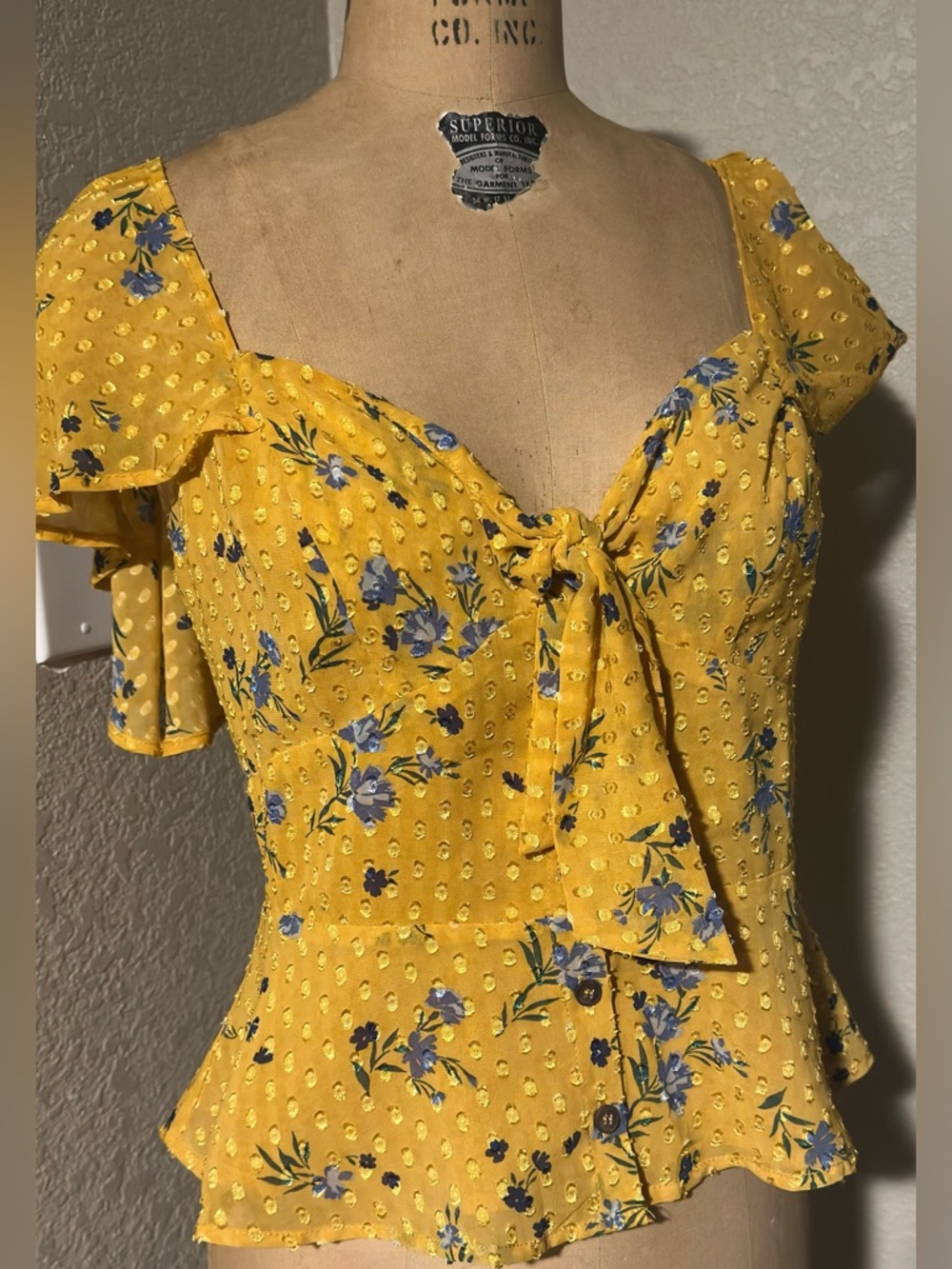 Astr Yellow Floral Tie-Front Peplum Blouse